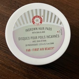 First Aid Beauty Ingrown Hair Pads, 28 Count, New In Sealed Container!